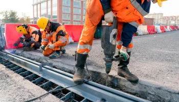 Деформационные швы на инженерных сооружениях начали обновлять в Москве