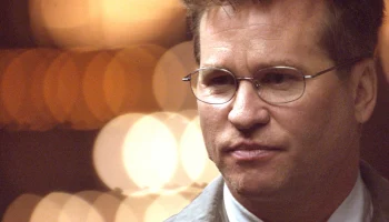 Сыгравший Бэтмена и Джима Моррисона актер Вэл Килмер умер в возрасте 65 лет