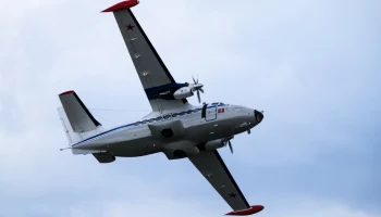 Самолет L-410 вынужденно сел в Комсомольске-на-Амуре из-за обледенения