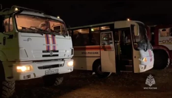 Пять членов экипажа севшего на мель танкера "Волгонефть 239" спасены