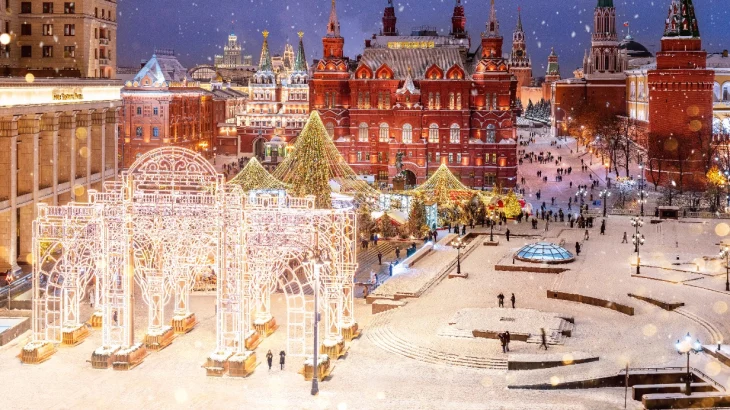 ВЦИОМ: Москвичи позитивно оценивают новогоднее украшение столицы ВЦИОМ: Москвичи позитивно оценивают новогоднее украшение столицы