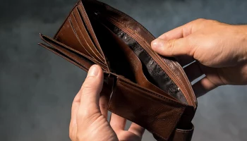 Стало известно, за что мужчина сжег знакомого заживо в подъезде в Новой Москве