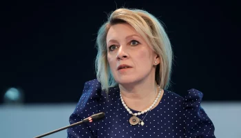 Захарова рассказала, что записала песню с рэпером Птахой