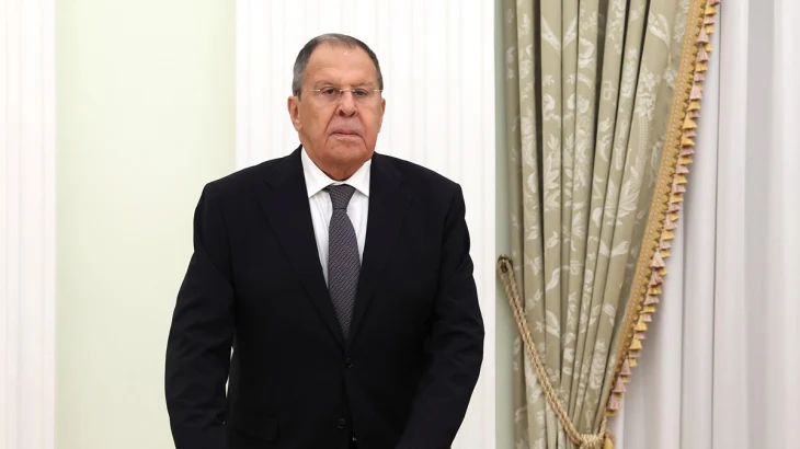 Лавров: Частное письмо Зеленского Путину почему-то было разослано по всему миру Лавров: Частное письмо Зеленского Путину почему-то было разослано по всему миру