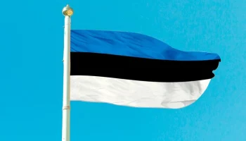 Эстония ввела полный таможенный контроль на границе с Россией