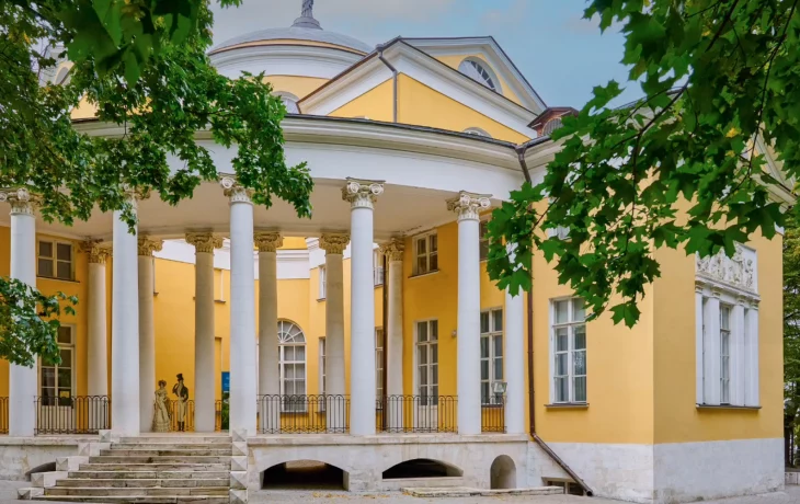 Сергей Собянин сообщил о начале реставрации фасадов дворца Дурасова Сергей Собянин сообщил о начале реставрации фасадов дворца Дурасова