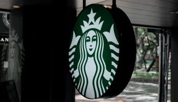 &laquo;Ведомости&raquo;: Starbucks подала в России заявки на регистрацию товарных знаков