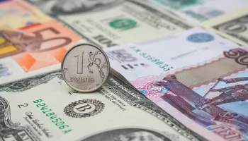 Bloomberg: рубль возглавил рейтинг лучших валют мира