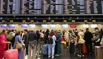 В Госдуме призвали проверить цены на авиабилеты перед майскими праздниками