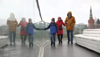 Синоптики сообщили о переменной облачности и сухой погоде в Москве 20 ноября