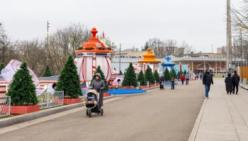 Одна из главных площадок "Зимы в Москве" заработала на Воробьевых горах