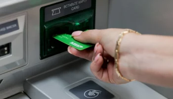 Посол КНР Ханьхуэй: РФ и Китай изучают возможность сотрудничества по карте "Мир"