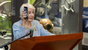 Блокадница дала старт акции к 80-летию снятия блокады Ленинграда в Музее Победы