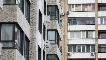 Девятиэтажный дом полностью затопило в Новосибирске