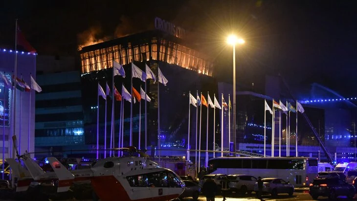 МИД РФ обвинил западные СМИ в умалчивании числа жертв теракта в "Крокусе" МИД РФ обвинил западные СМИ в умалчивании числа жертв теракта в "Крокусе"