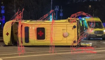 Четыре человека пострадали в ДТП со скорой помощью в Москве