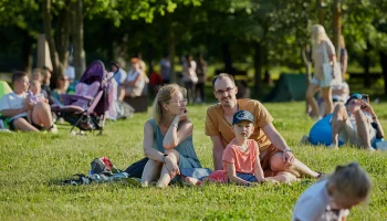 &laquo;Возвращаемся в лето&raquo;: синоптик Шувалов рассказал о погоде на неделе в Москве