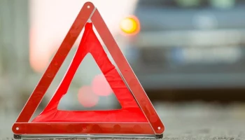 Движение затруднено на 41-м км МКАД из-за ДТП с тремя грузовиками