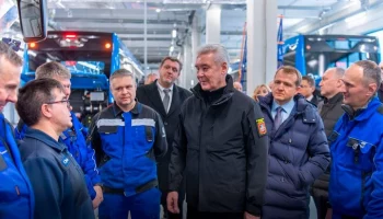 Собянин: по Москве курсирует уже более 1,5 тыс электробусов