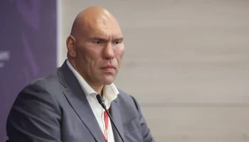 &laquo;Болтовня&raquo;: Валуев прокомментировал заявление МОК о допуске россиян к турнирам