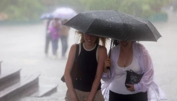 Синоптик Тишковец предупредил москвичей о ливне вечером 20 августа