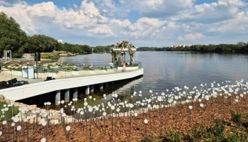 Собянин открыл новую пешеходную набережную в музее-заповеднике "Коломенское"