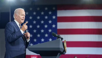 &laquo;Если привести в метро &mdash; потеряется&raquo;: врач заявил о прогрессирующей деменции у Байдена