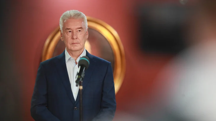 Собянин поздравил победителей международного чемпионата «Битва роботов» Собянин поздравил победителей международного чемпионата «Битва роботов»