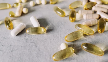 &laquo;Десяти граммов достаточно&raquo;: зачем нужен витамин К, где он содержится и вызывает ли тромбы