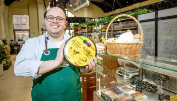 Продавцы расскажут много интересного о своей продукции