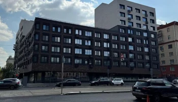 Город выставил на торги два коммерческих помещения в Красносельском районе