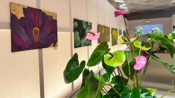 Москвичи могут увидеть цветочные шедевры Айвазяна в «Биокластере» на ВДНХ Москвичи могут увидеть цветочные шедевры Айвазяна в «Биокластере» на ВДНХ