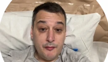 Хинштейн вышел на связь после операции из-за аварии