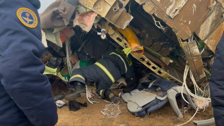 Алиев объявил 26 декабря траур в Азербайджане после авиакатастрофы под Актау Алиев объявил 26 декабря траур в Азербайджане после авиакатастрофы под Актау