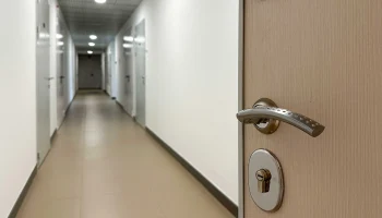 Владимир Ефимов: Более 340 москвичей приступили к переселению в новостройку по программе реновации н