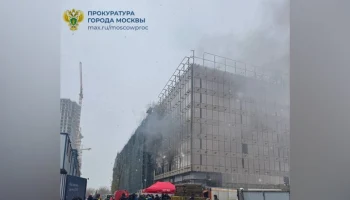 ТАСС: пожару на севере Москвы присвоен максимальный ранг сложности
