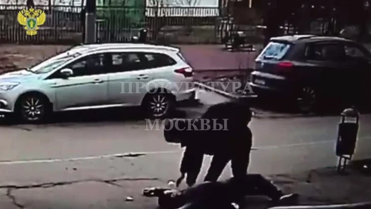 Мужчина госпитализирован после уличного конфликта в Бибиреве Мужчина госпитализирован после уличного конфликта в Бибиреве