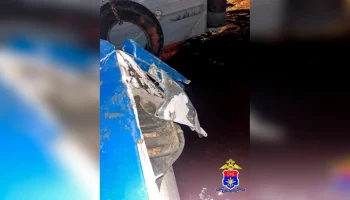 Два теплохода столкнулись у Дворцового моста в Санкт-Петербурге