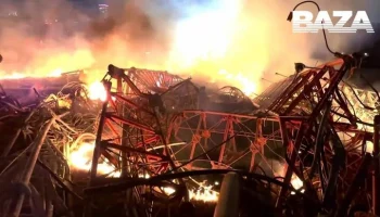 Вертолет врезался в радиобашню в США