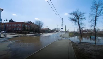 Уровень воды в реке Урал у Оренбурга снизился до 1 109 сантиметров