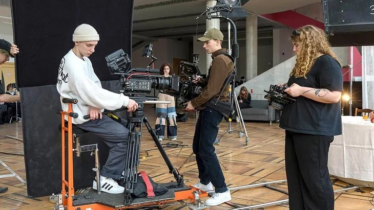 Киноколледж № 40 подготовил почти 2 тысячи высококвалифицированных специалистов Киноколледж № 40 подготовил почти 2 тысячи высококвалифицированных специалистов