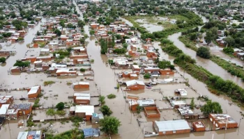 Правительство Аргентины увеличило объем помощи пострадавшим от наводнения