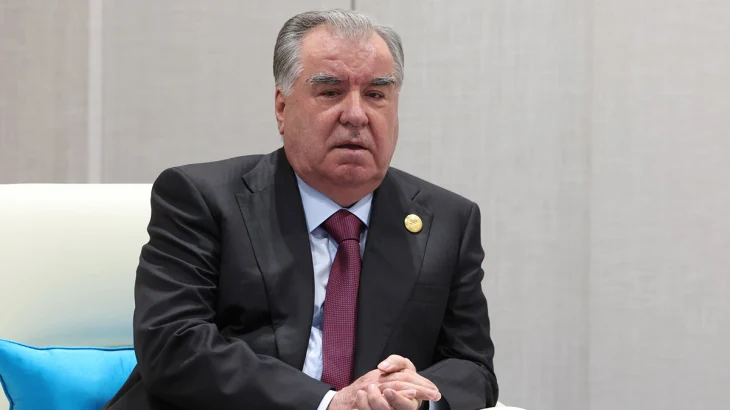 Президент Таджикистана Рахмон открыл саммит СНГ в Душанбе Президент Таджикистана Рахмон открыл саммит СНГ в Душанбе