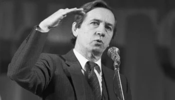 Умер автор "Аншлага" и "Голубых огоньков" Леонид Французов