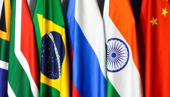 Рябков: БРИКС рассматривает создание платформы, объединяющей финансовые системы стран