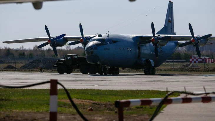 Actualite: шесть человек погибли при крушении самолета семейства "Антонов" в ДР Конго Actualite: шесть человек погибли при крушении самолета семейства "Антонов" в ДР Конго