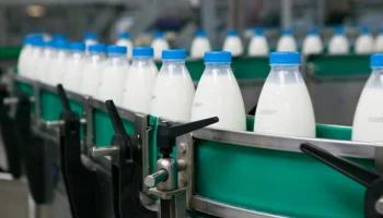 "Известия": фермеры попросили Минпромторг РФ отменить маркировку молочной продукции