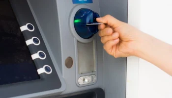 ЦБ может ограничить число карт, оформленных на одного человека