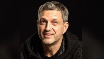 Актера Евгения Воловенко передали полиции после дебоша на рейсе Москва &ndash; Хабаровск