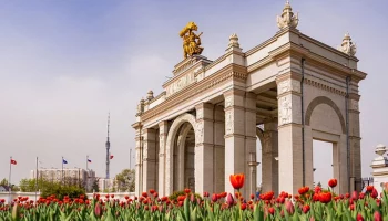 Праздничные экскурсии, флешмобы и концерты пройдут на ВДНХ 1 мая